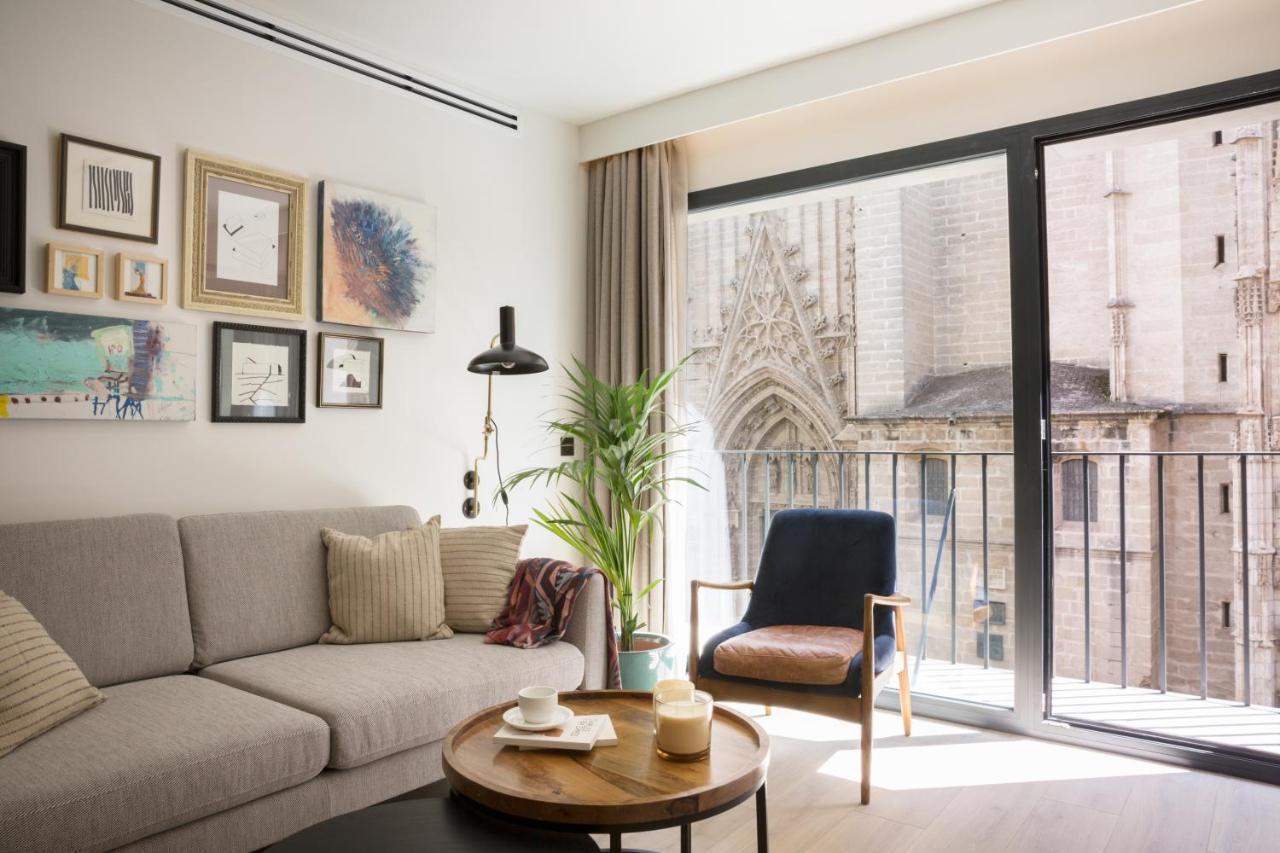 Puerta Catedral Suites Seville Exterior photo