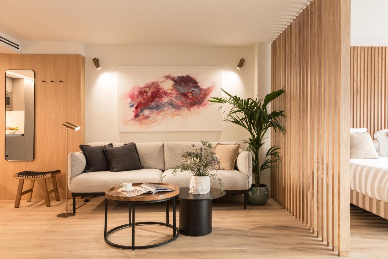 Puerta Catedral Suites Seville Exterior photo