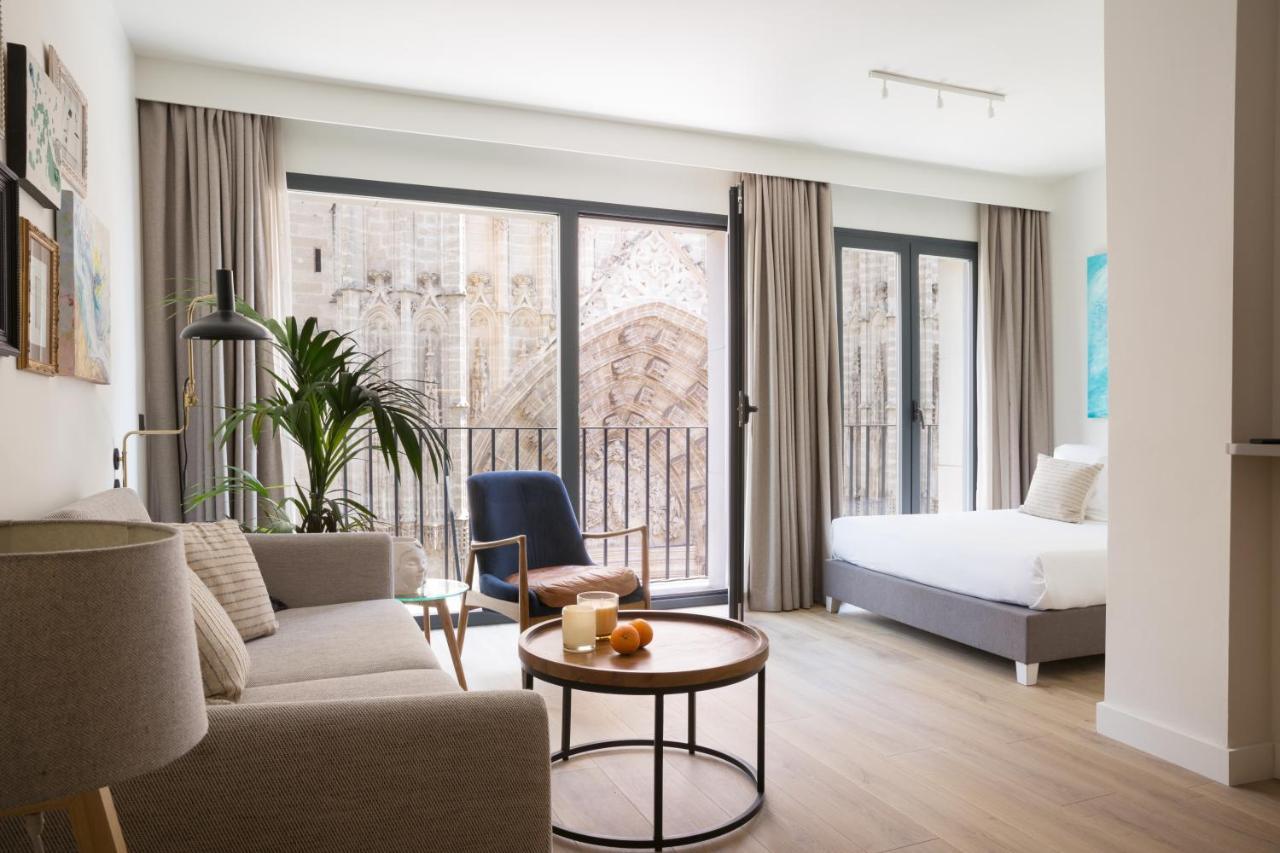 Puerta Catedral Suites Seville Exterior photo