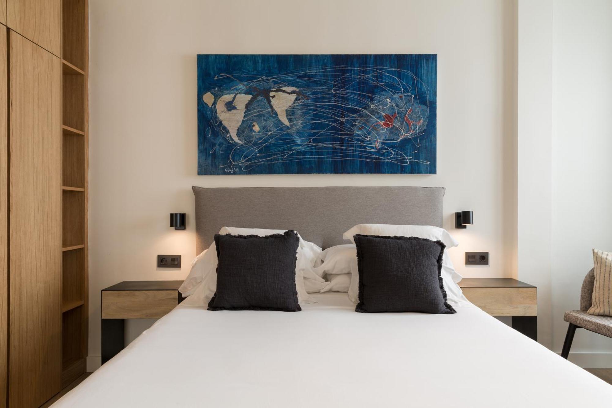 Puerta Catedral Suites Seville Room photo