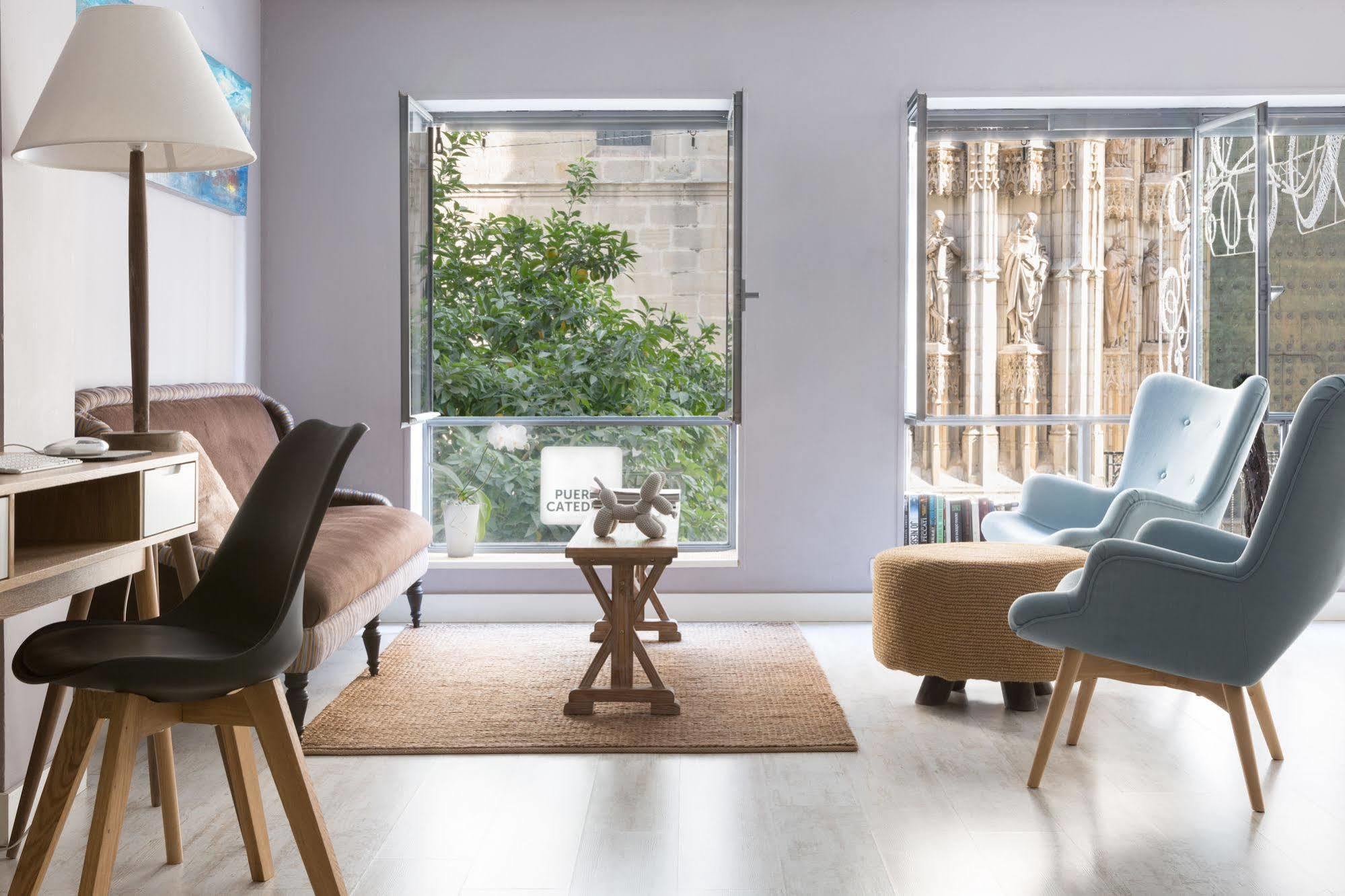 Puerta Catedral Suites Seville Exterior photo